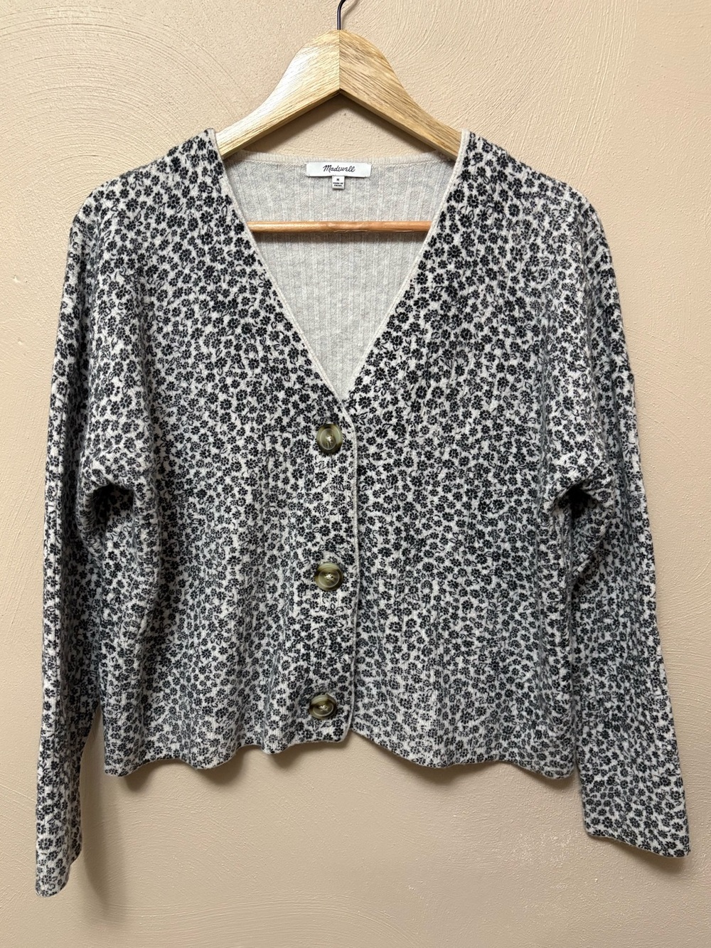 Madewell Vintage Ditsy Cameron Ribbed Cardigan Sweater in Coziest Yarn Medium - Picture 5 of 12